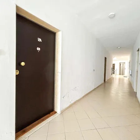 Elite 605 Apartment *