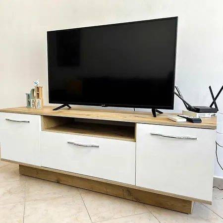 Elite 605 Apartment *